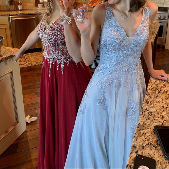 Prom dress / ball gown - Picture 3 of 7